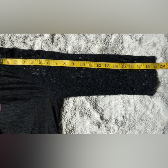 Sparkly reindeer Southern Grace Top Tis The Season To Sparkle Top, Sz Sm… - Picture 5 of 7